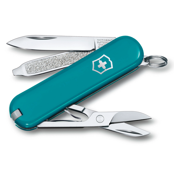 Нож перочинный Victorinox Classic SD Moutain Lake (0.6223.23G) 58мм 7функц. Зеленый